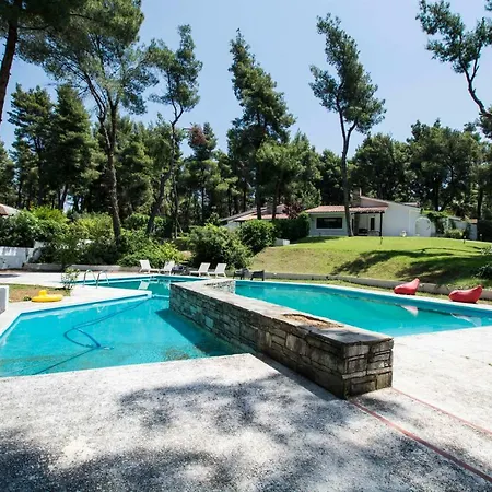 Iris With Pool In Sani Villa Sani (Chalkidiki)