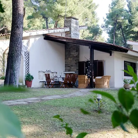 Villa Iris With Pool In Sani *